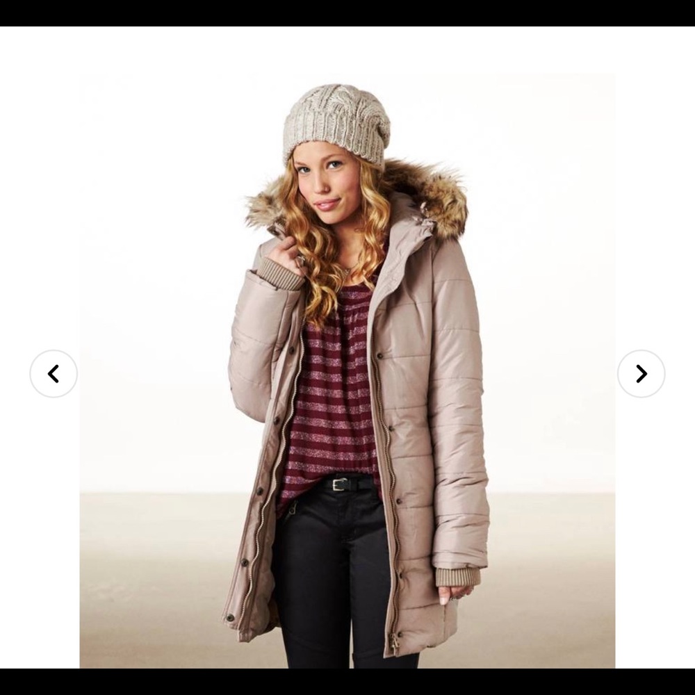 American Eagle classic puffer jacket